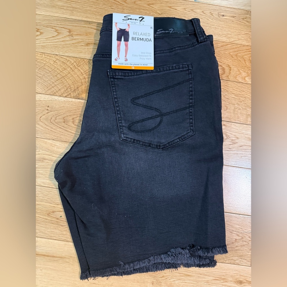 2/$30 🌸 Seven7 Charcoal Bermuda Shorts with Frayed Hem